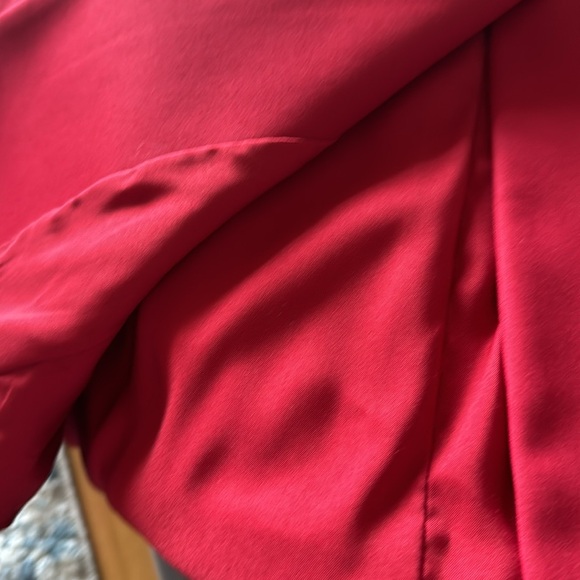 Show me your MuMu red jacket NWT size medium, lined - Picture 4 of 6